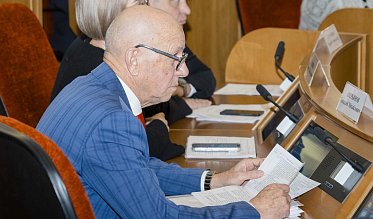 Депутаты Законодательного Собрания утвердили бюджет на 2026–2028 годы